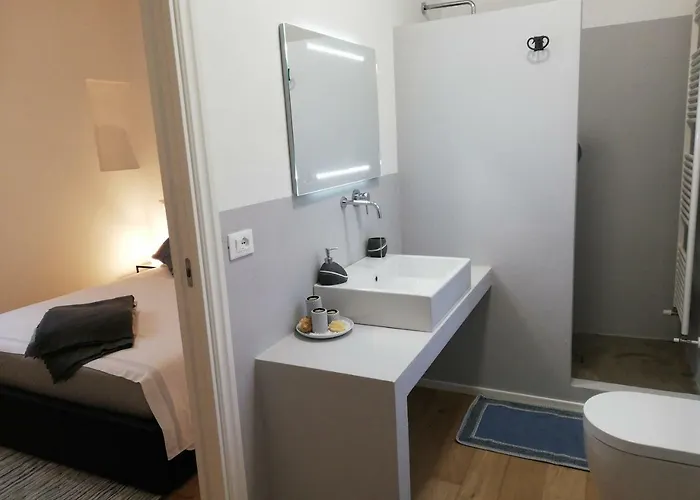 B&B Stop Over Blq 3*