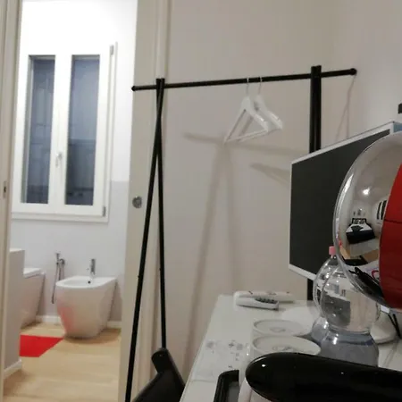 Stop Over Blq 3* Bologna