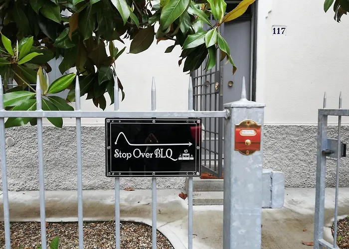 Stop Over Blq Panzió